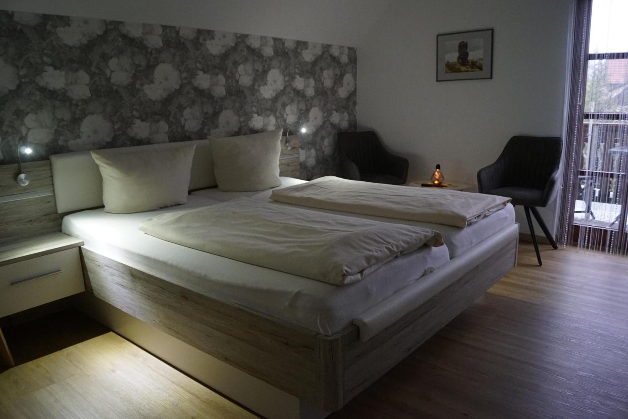 Hotel Pension Am Kurzentrum บาด ซูเดอโรเดอ ภายนอก รูปภาพ